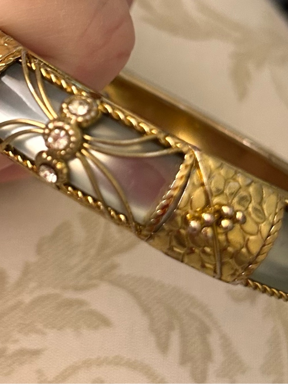 Gold-Tone Lucite(Mother-of-Pearl like) Bangle Bracelet